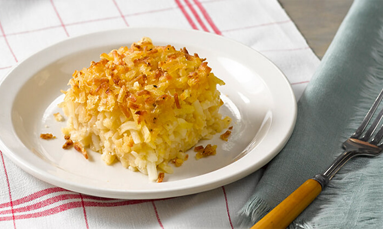 Delicious Cracker Barrel Hashbrown Casserole That You Can Make At Home.
