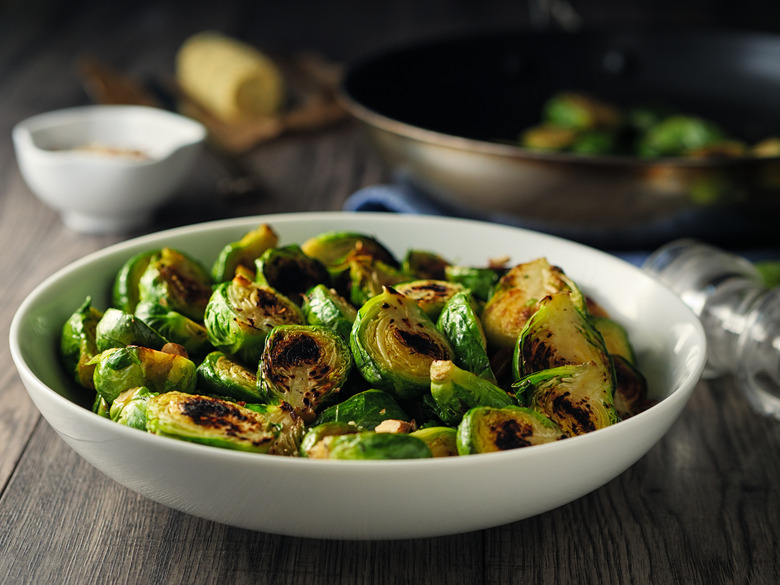Crispy Brussels Sprouts With Sriracha Aioli recipe - The Daily Meal