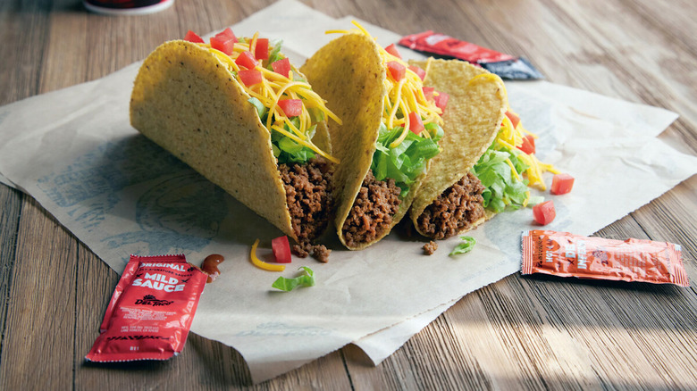 Del Taco hard shell tacos with mild sauce