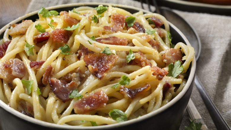 bowl of pasta carbonara