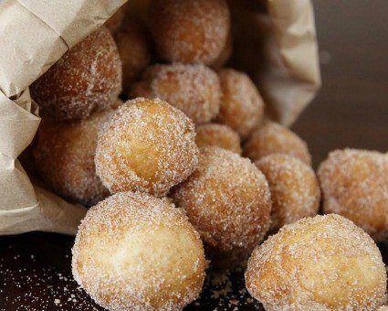 Cinnamon Sugar Doughnut Minis