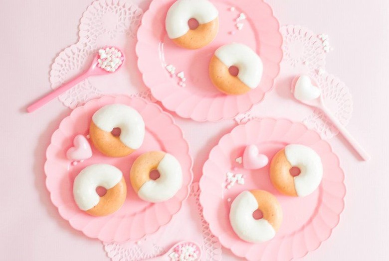 Strawberry Pancake Mini Doughnuts