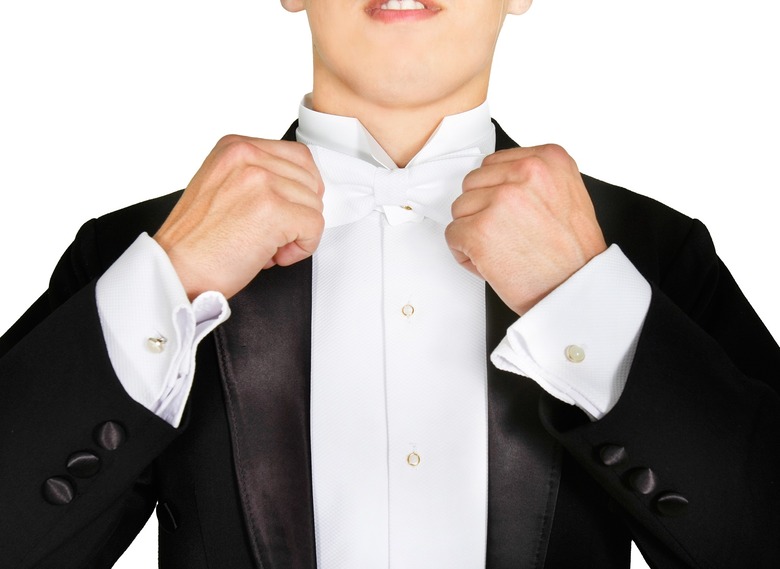 White tie