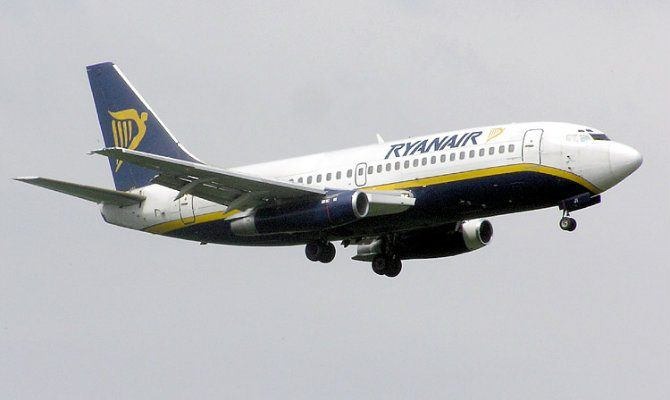Ryanair plane