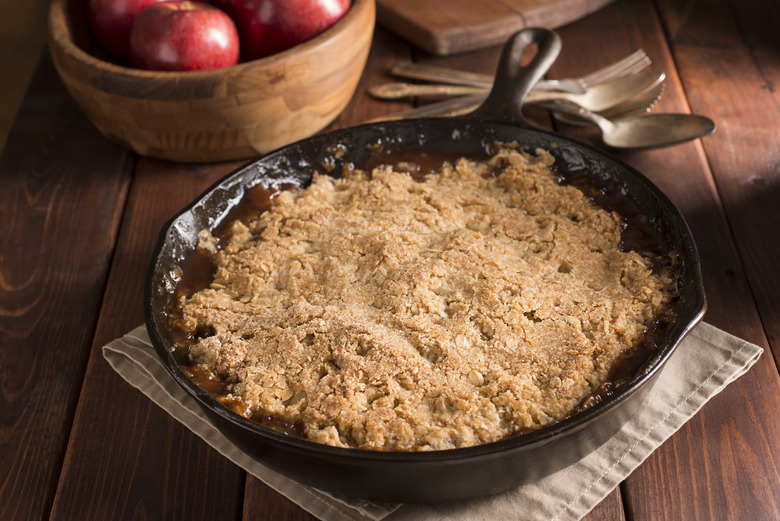 Easy Apple Crisp recipe - The Daily Meal
