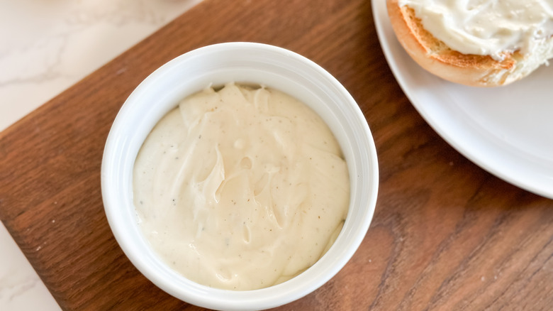 classic garlic aioli
