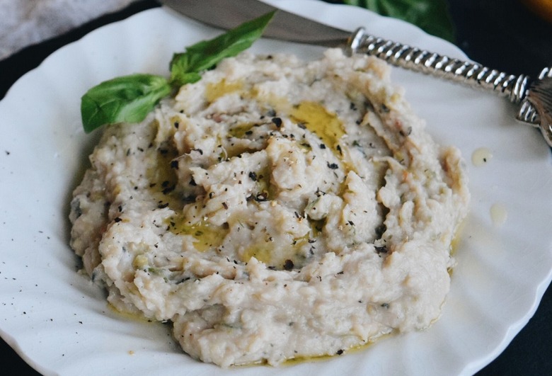 Grilled Mediterranean Bean Dip 