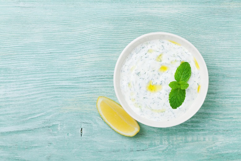 Yogurt Mint Dip 