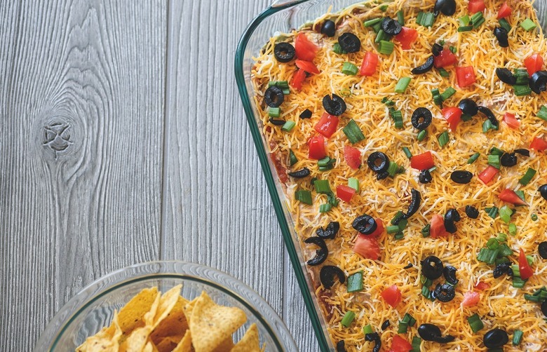 Easy 7-Layer Dip 