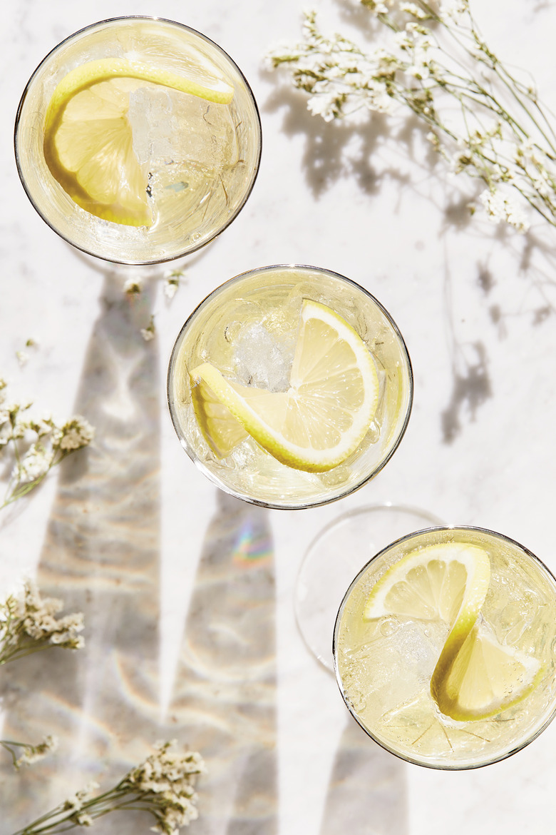 Elderflower Spritz