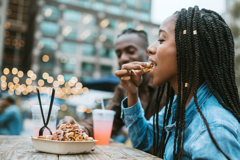 Etiquette mistakes you need to stop making by age 30