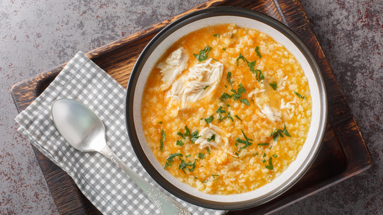 Bowl of Brodo Di Pollo Con Pastina