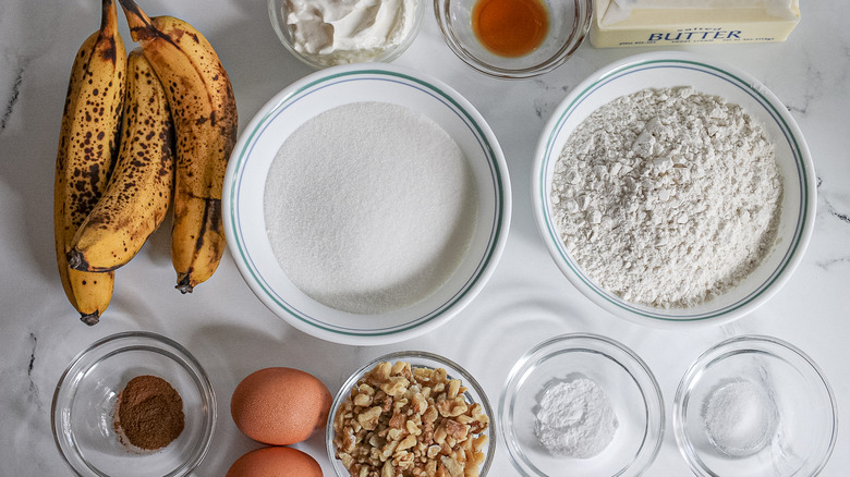 extra moist banana bread ingredients 