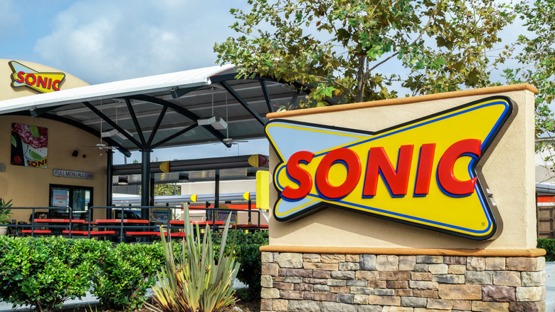 sonic be fancy
