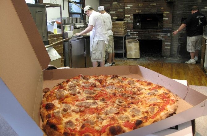 Frank Pepe's Turns 90