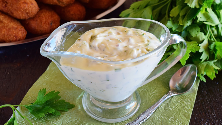 Tartar sauce in small bowl