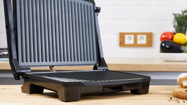 panini press on kitchen counter