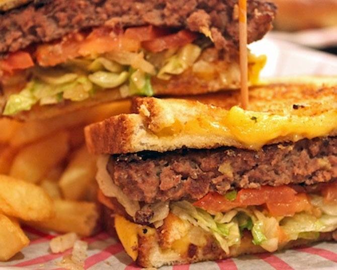 Friendly&apos;s Gets Gimmicky
