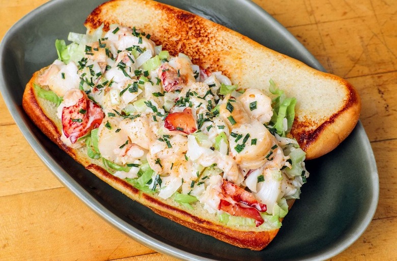 Lobster Roll 