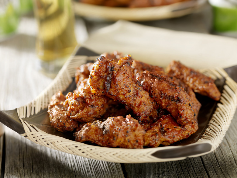 Ginger-Garlic Chicken Wings recipe - The Daily Meal