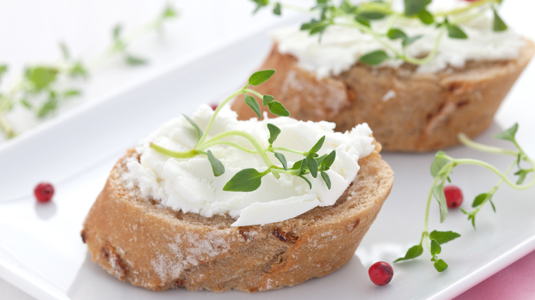 Goat cheese on baguette