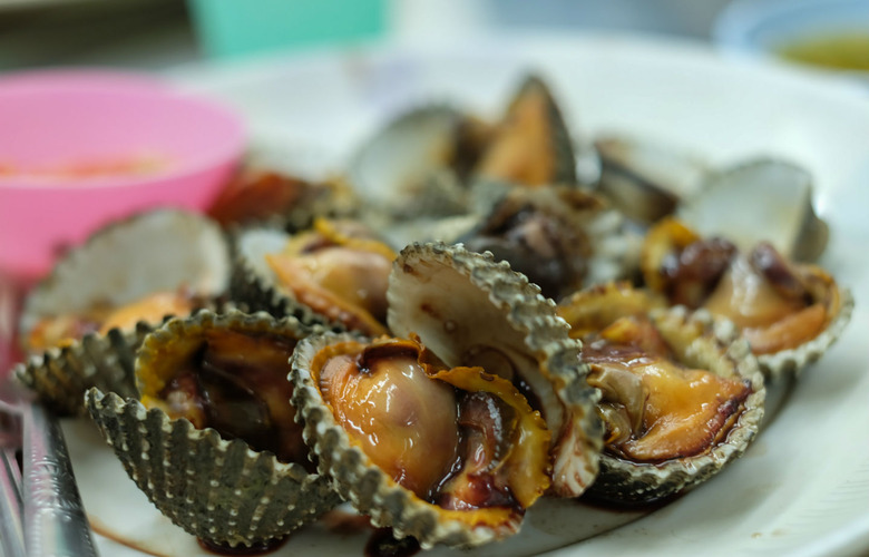 Grilled Clams
