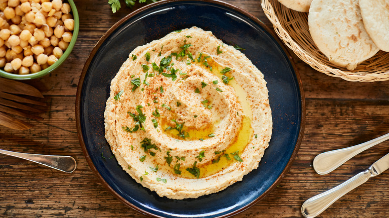 A creamy bowl of hummus