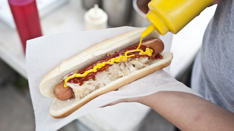 NYC hot dog with fixings