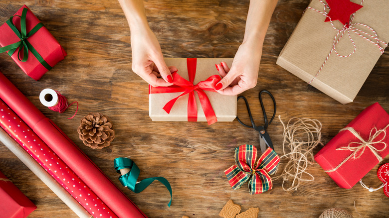 Gift wrapping material