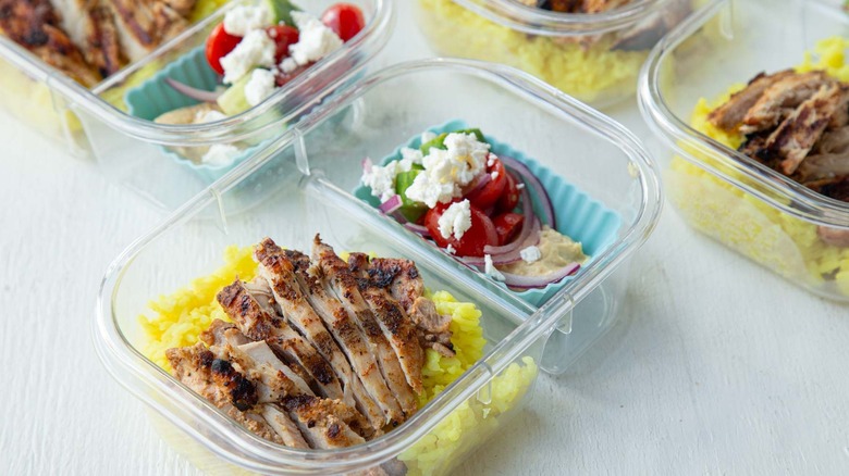container with chicken shawarma meal prep
