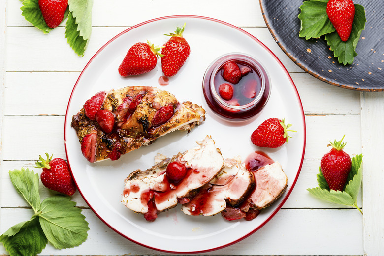 Honey and Thyme Strawberry Sauce recipe - The Daily Meal