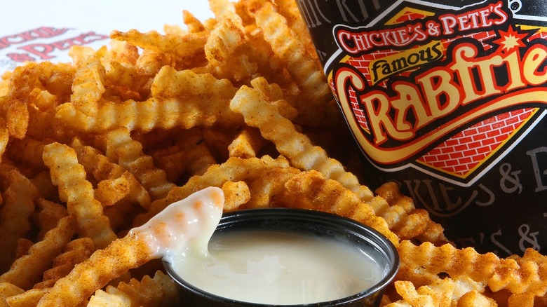 Chickie's and Pete's Crabfries