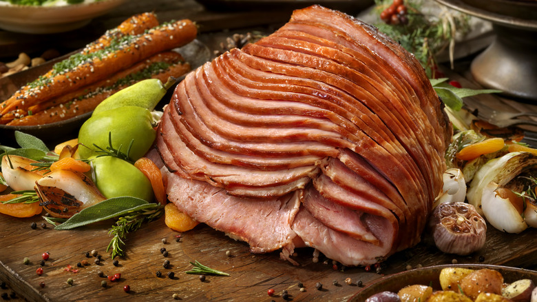 maple glazed spiral ham