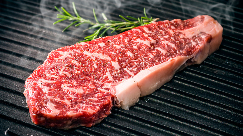 wagyu beef on griddle
