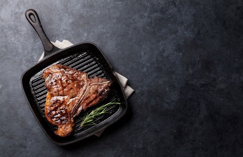 Steak: Refrigerator 