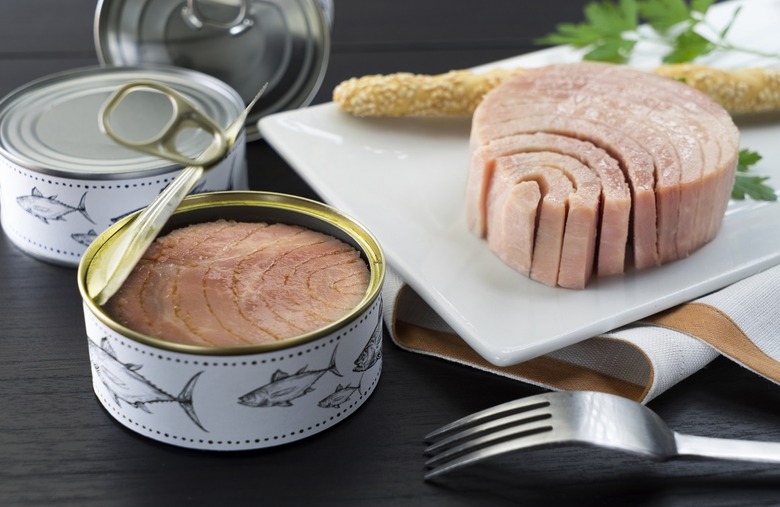 Canned seafood: Refrigerator 