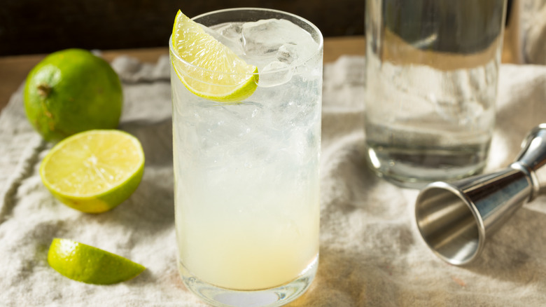 Lime rickey with ice