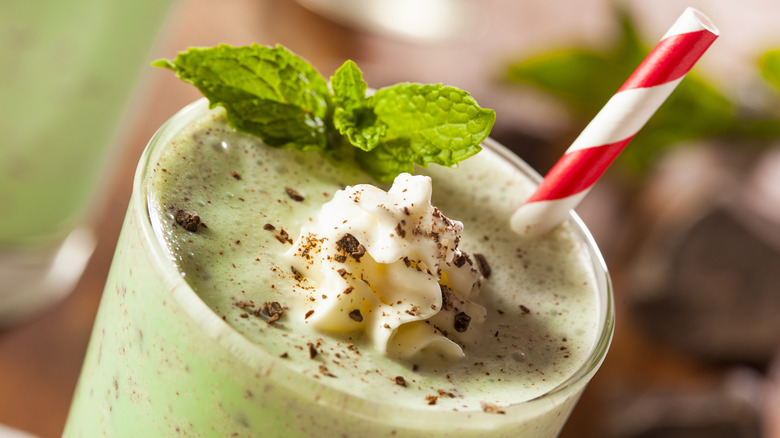 A mint and Oreo milkshake