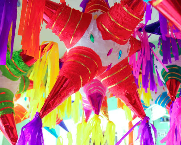 Easy DIY Piñata