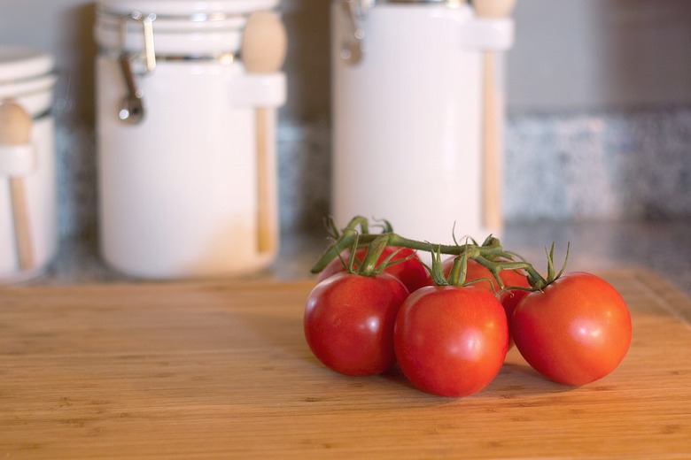 Store tomatoes on the counter