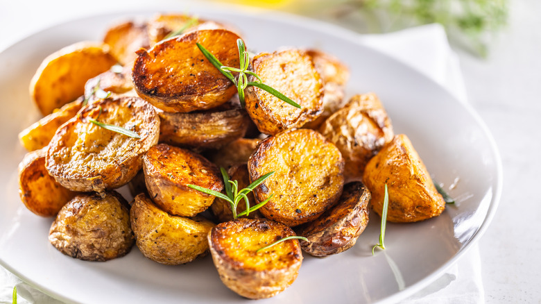 Plate of crispy potoates