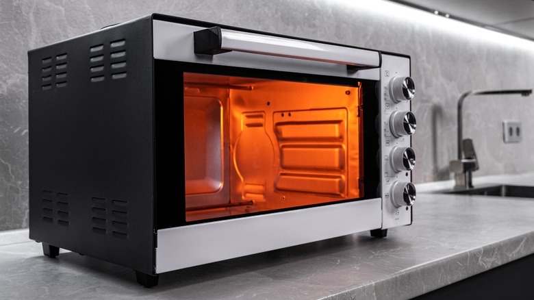 Empty toaster oven