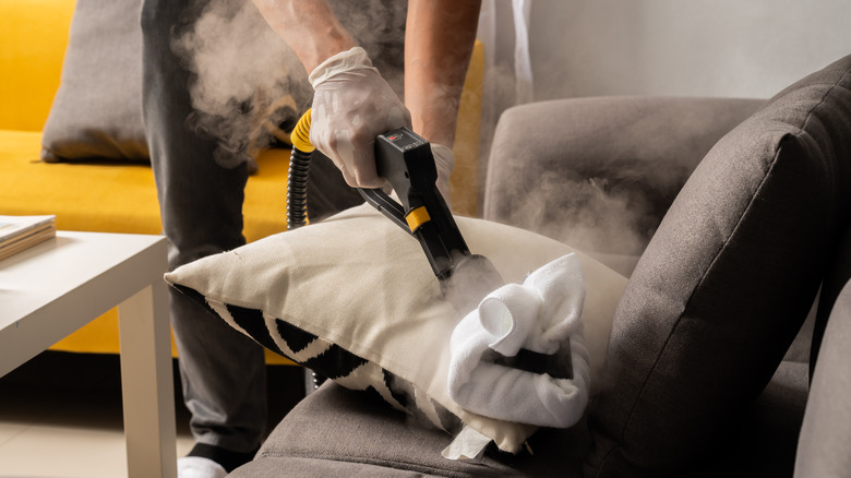 steam cleaning couch cushion