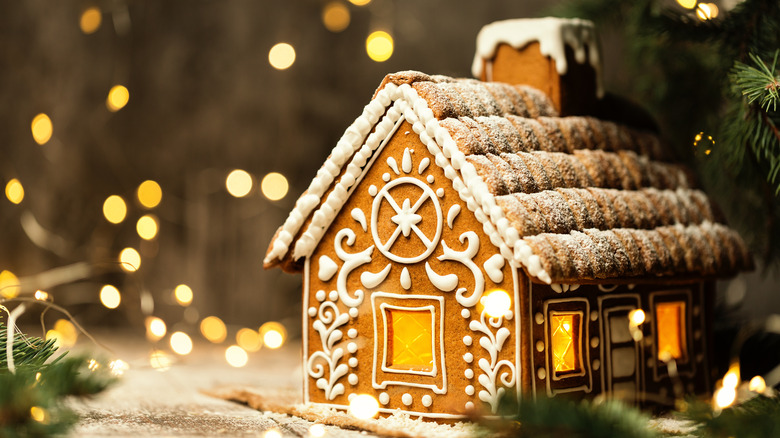 Gingerbread house with greenery
