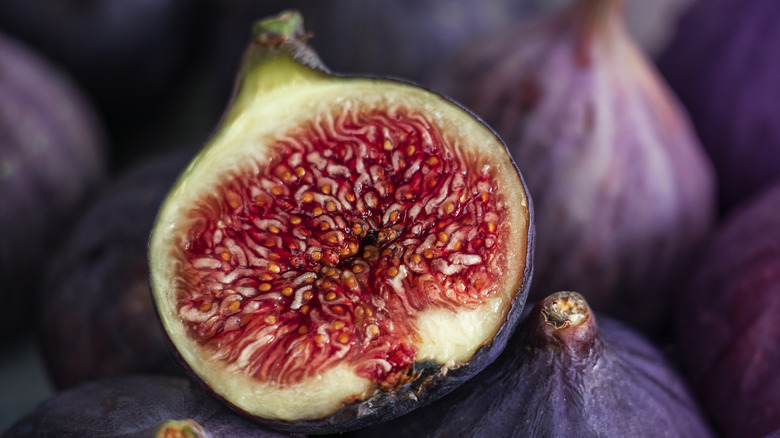 Ripe figs