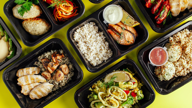 Meal prep containers 