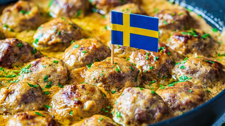 Meatballs with Swedish flag