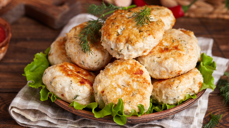 Turkey burger patties