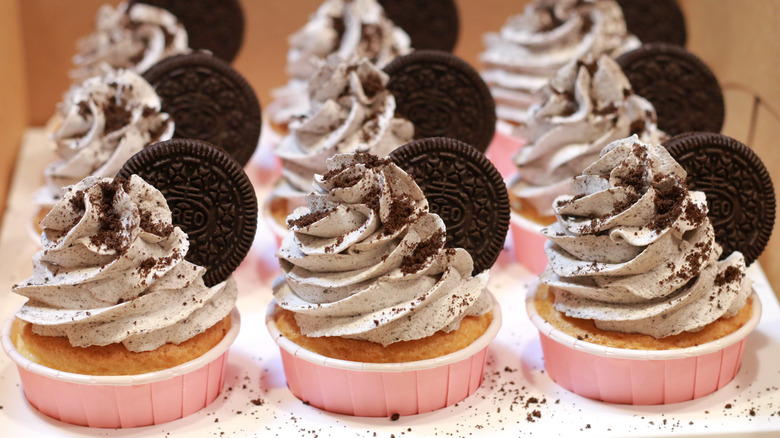 cookies and cream cupcakes