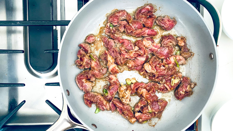 steak in skillet 